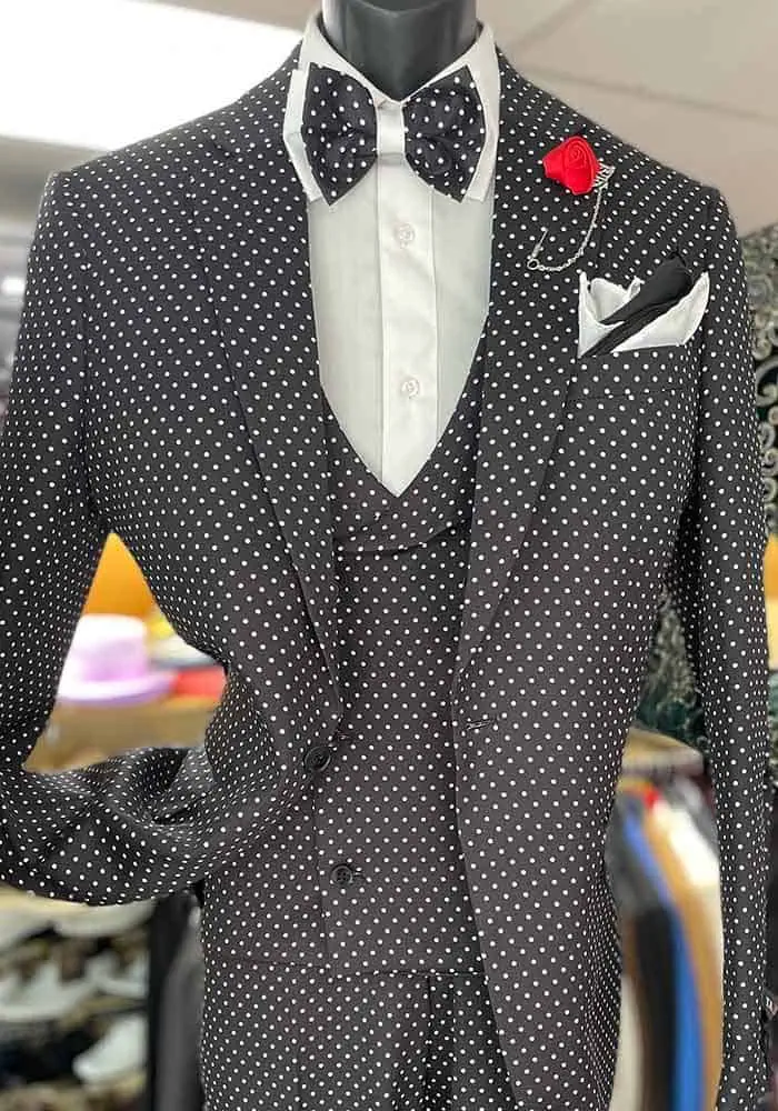 Men In Style Orlando - Black & White Suits