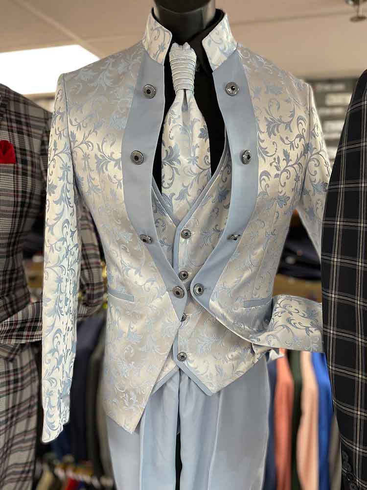 Men In Style Orlando - European Cut suit - white and blue