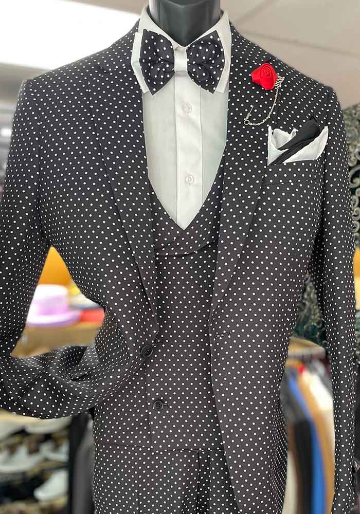 Men In Style Orlando - Black & White Suits